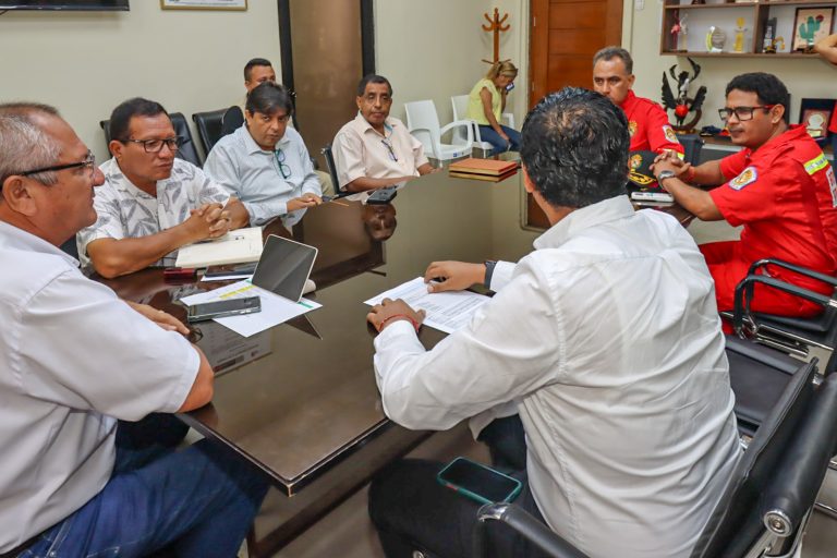 GOBERNADOR IMPULSA LA CREACIÓN DE ESTACIÓN DE BOMBEROS EN