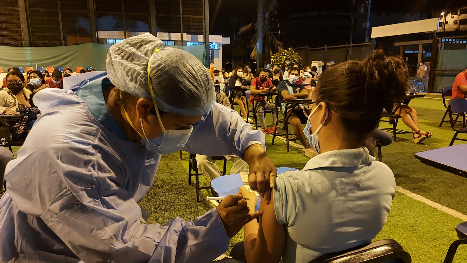28953 tumbesinos reciben la segunda dosis contra el coronavirus en la doble jornada de vacunación organizada por el Gobierno regional