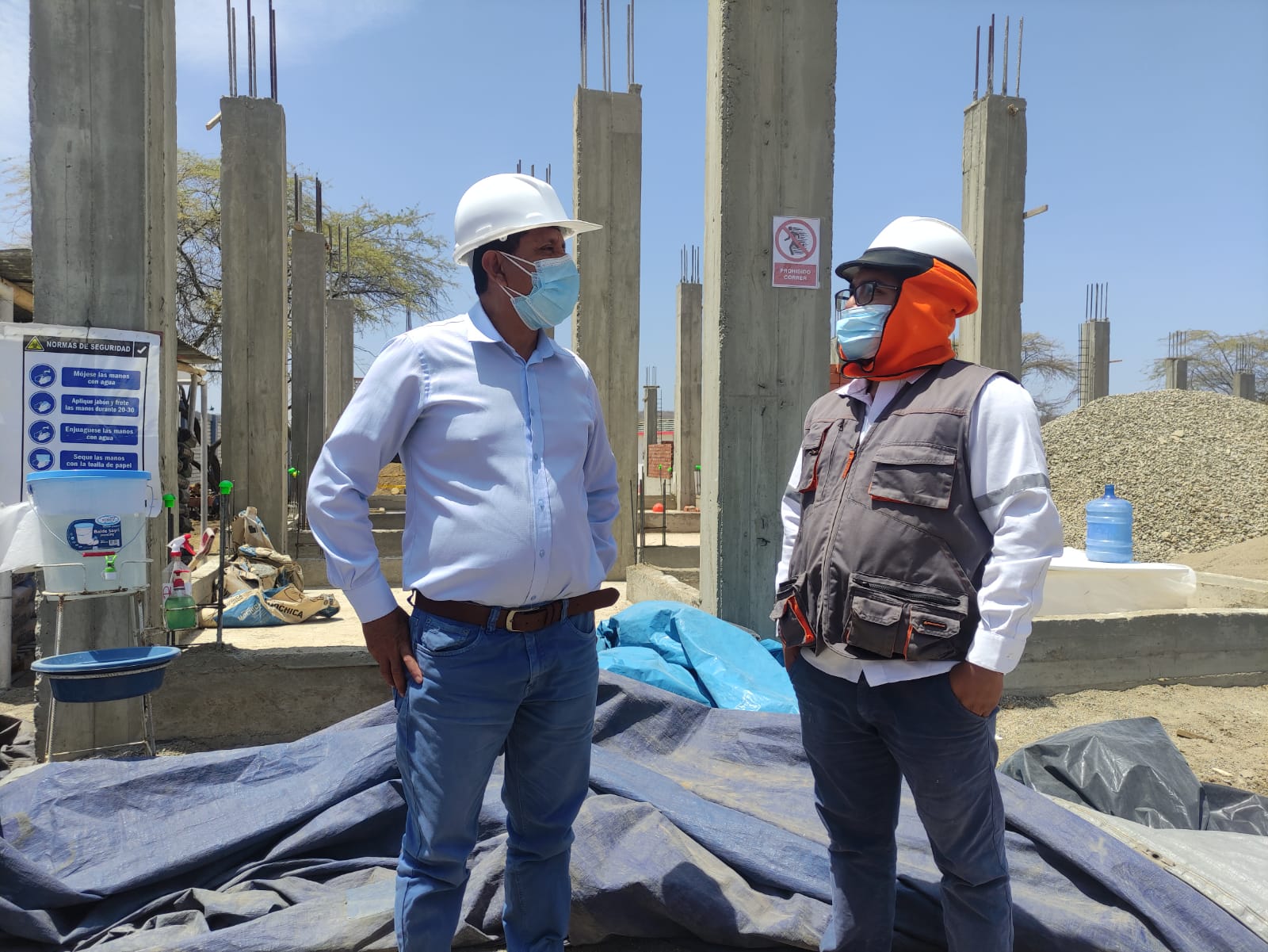 Construcción del colegio 085 de Fernández alcanza el 60% de  avance